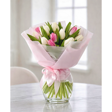 Букет 15 тюльпанов